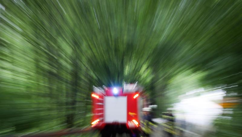 Ein Einsatzwagen der Feuerwehr. Foto: Friso Gentsch/dpa/Symbolbild Ein Einsatzwagen der Feuerwehr. Foto: Friso Gentsch/dpa/Symbolbild