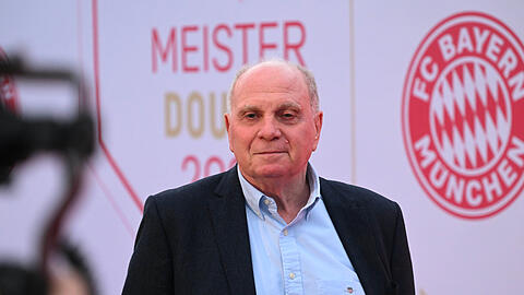 Schlagfertig wie immer: Klub-Patron Uli Hoeneß. Schlagfertig wie immer: Klub-Patron Uli Hoeneß.
