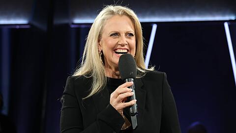 Barbara Schöneberger steht seit Jahren für den ESC und seine Begleitshows auf der Bühne. Barbara Schöneberger steht seit Jahren für den ESC und seine Begleitshows auf der Bühne.