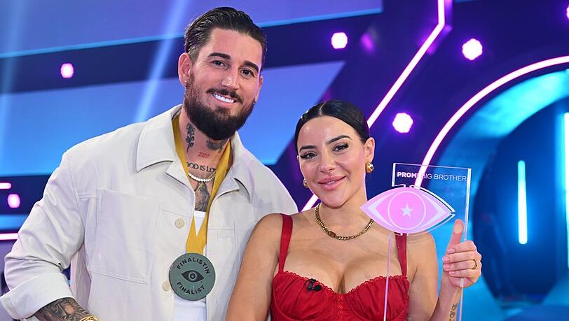 Leyla Lahouar gewann bei "Promi Big Brother" - konnte sie auch bei Instagram Mike Heiter in den Schatten stellen? Leyla Lahouar gewann bei "Promi Big Brother" - konnte sie auch bei Instagram Mike Heiter in den Schatten stellen?