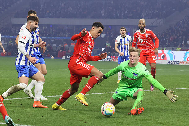 Unverzichtbar - für den FC Bayern, aber auch die deutsche Nationalelf: der erst 19-jährige Jamal Musiala (l.), hier gegen Hertha. Unverzichtbar - für den FC Bayern, aber auch die deutsche Nationalelf: der erst 19-jährige Jamal Musiala (l.), hier gegen Hertha.