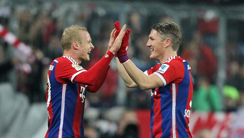 Konkurrenten im Bayern-Mittelfeld: Sebastin Rode (l.) und Bastian Schweinsteiger. Konkurrenten im Bayern-Mittelfeld: Sebastin Rode (l.) und Bastian Schweinsteiger.