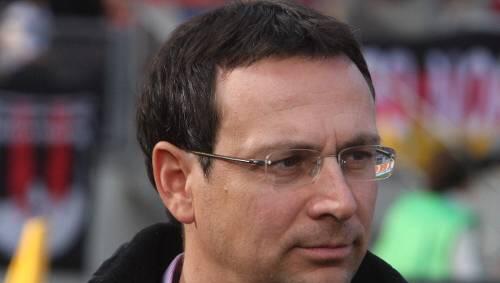 Angebot aus Hannover: Club-Manager Martin Bader. Angebot aus Hannover: Club-Manager Martin Bader.