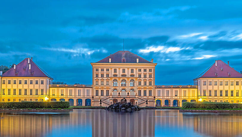 Schloss Nymphenburg von außen. Schloss Nymphenburg von außen.