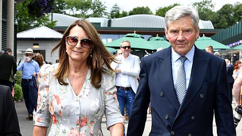 Können die Eltern von Prinzessin Kate, Carole und Michael Middleton, auf royale Titel hoffen? Können die Eltern von Prinzessin Kate, Carole und Michael Middleton, auf royale Titel hoffen?