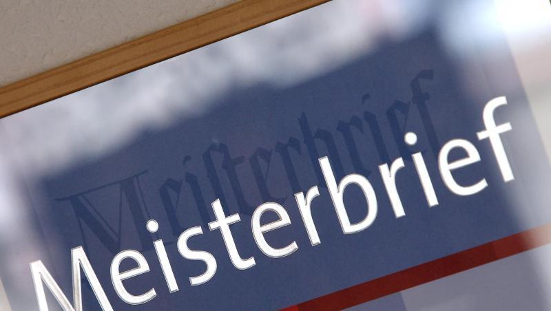 Ab 2020 wird in zwölf Gewerken die Meisterpflicht wieder eingeführt. Ab 2020 wird in zwölf Gewerken die Meisterpflicht wieder eingeführt.