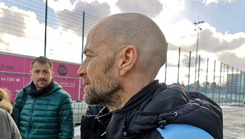 Leitete das Training am Dienstag an der Grünwalder Straße: Sportchef Günther Gorenzel. Leitete das Training am Dienstag an der Grünwalder Straße: Sportchef Günther Gorenzel.