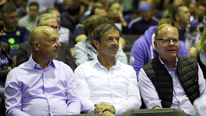 Mitglieder des "Team Profifußball": Thomas Hirschberger, Klaus Ruhdorfer und Jesko Trahms. Mitglieder des "Team Profifußball": Thomas Hirschberger, Klaus Ruhdorfer und Jesko Trahms.