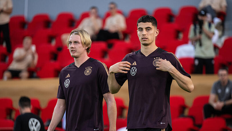 Standen am Donnerstag in der DFB-PK Rede und Antwort: Julian Brandt (links) und Kai Havertz. Standen am Donnerstag in der DFB-PK Rede und Antwort: Julian Brandt (links) und Kai Havertz.