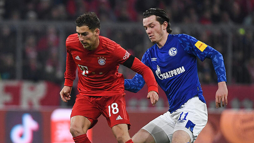 Bayerns Leon Goretzka (links) trifft zum 3:0 gegen Schalke. Bayerns Leon Goretzka (links) trifft zum 3:0 gegen Schalke.