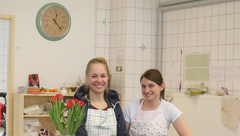 Die Kuchentratsch-Gründerinnen Katharina Mayer und Katrin Blaschke. Die Kuchentratsch-Gründerinnen Katharina Mayer und Katrin Blaschke.