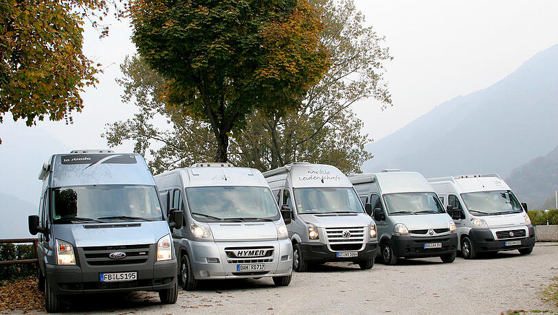 Angetreten tzum Wohnmobil-test: die fünf ADAC-Kandidaten. Angetreten tzum Wohnmobil-test: die fünf ADAC-Kandidaten.
