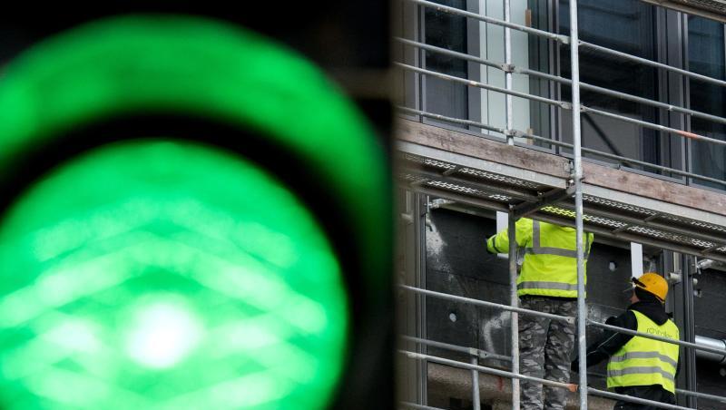 Immer mehr Menschen in Deutschland finden einen festen Job. Immer mehr Menschen in Deutschland finden einen festen Job.