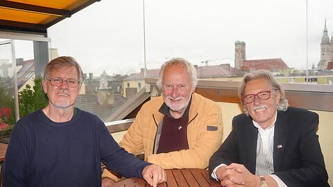 Auf ihrer Webseite "Münchner Zeitensprünge" sammeln sie historische Fakten über München: Gerhard Willhalm, Roland Krack und Rudi Hartbrunner (v.l.). Auf ihrer Webseite "Münchner Zeitensprünge" sammeln sie historische Fakten über München: Gerhard Willhalm, Roland Krack und Rudi Hartbrunner (v.l.).