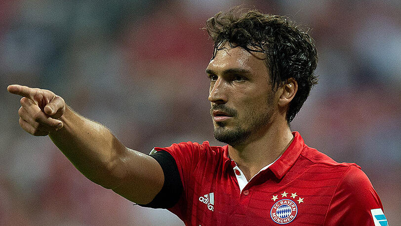 Mats Hummels gab am 19. Mai 2007 beim 5:2-Heimsieg über Mainz 05 sein Debüt in der Bundesliga. Mats Hummels gab am 19. Mai 2007 beim 5:2-Heimsieg über Mainz 05 sein Debüt in der Bundesliga.