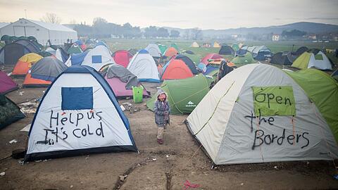 Erschütternd: Szenerie in Idomeni, wo Tausende Flüchtlinge festsitzen.