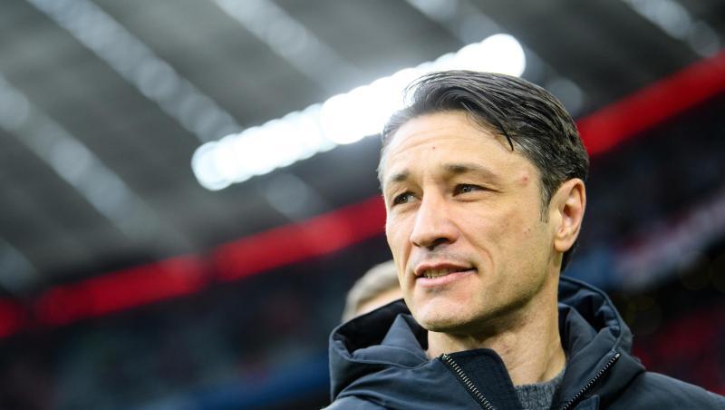 Trainer Niko Kovac vom FC Bayern München steht vor Spielbeginn am Spielfeldrand. Foto: Matthias Balk/Archiv Trainer Niko Kovac vom FC Bayern München steht vor Spielbeginn am Spielfeldrand. Foto: Matthias Balk/Archiv