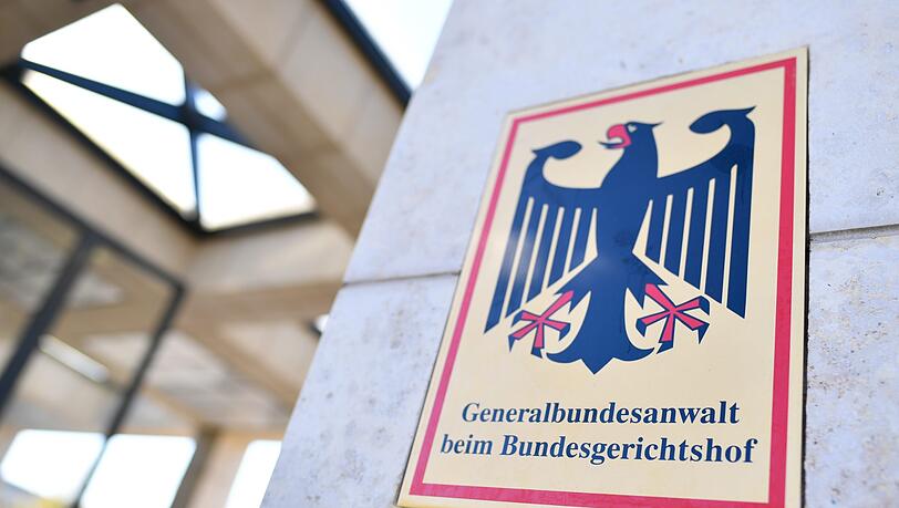 Ein Schild mit der Aufschrift «Generalbundesanwalt beim Bundesgerichtshof» hängt an der Einfahrt zum Bundesgerichtshof. Ein Schild mit der Aufschrift «Generalbundesanwalt beim Bundesgerichtshof» hängt an der Einfahrt zum Bundesgerichtshof.
