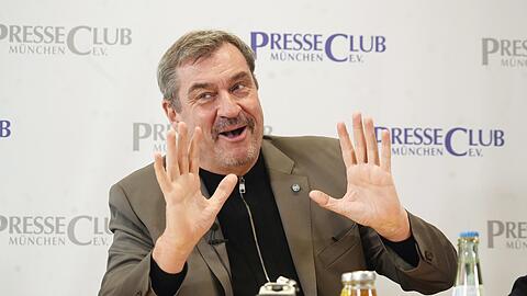 Ministerpräsident Markus Söder (CSU) spricht am Montagvormittag im Presseclub auch über die Kommunalwahl und die anstehende Stichwahl in München. Ministerpräsident Markus Söder (CSU) spricht am Montagvormittag im Presseclub auch über die Kommunalwahl und die anstehende Stichwahl in München.