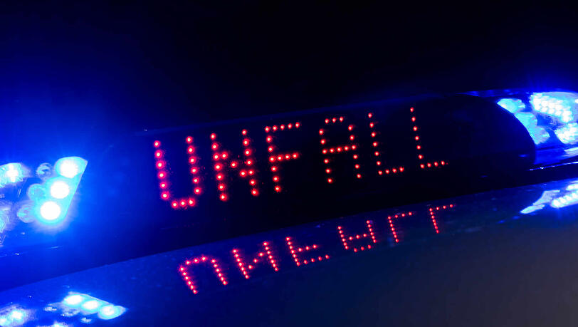 Der Mann flüchtete zunächst vom Unfallort. (Symbolbild) Der Mann flüchtete zunächst vom Unfallort. (Symbolbild)
