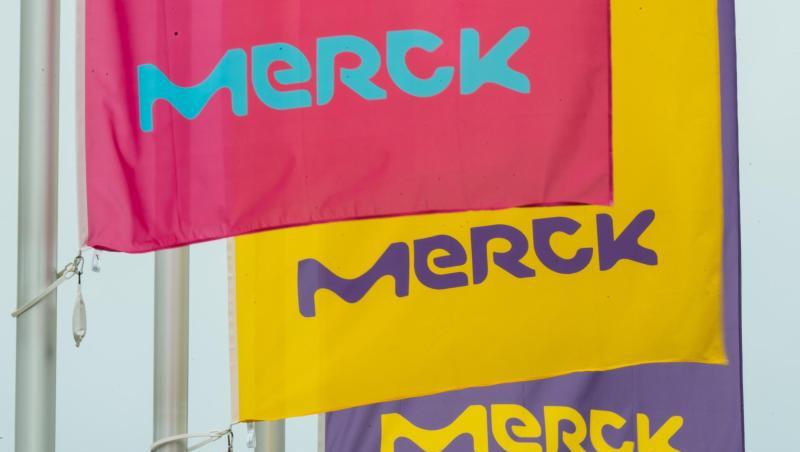 Das Darmstädter Chemie- und Pharmaunternehmen Merck sieht zuversichtlich ins zweite Halbjahr. Das Darmstädter Chemie- und Pharmaunternehmen Merck sieht zuversichtlich ins zweite Halbjahr.