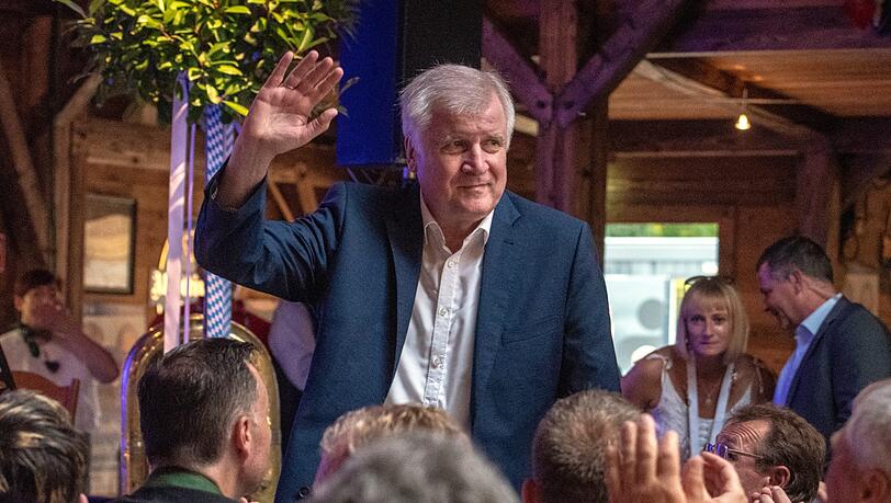 Setzt auf die absolute Mehrheit in Bayern: Bundesinnenminister Horst Seehofer (CSU). Setzt auf die absolute Mehrheit in Bayern: Bundesinnenminister Horst Seehofer (CSU).