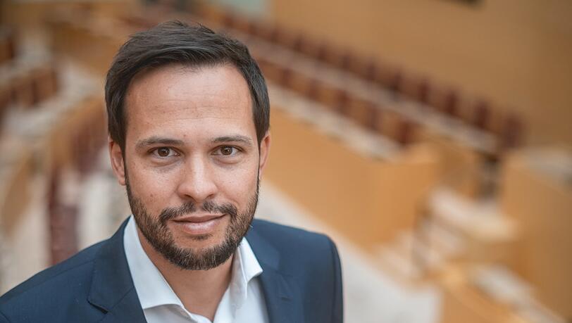 Martin Hagen (FDP). Martin Hagen (FDP).