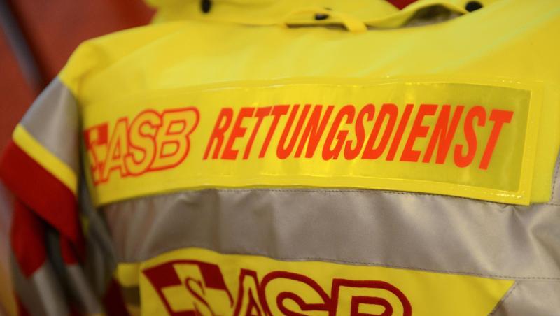 Das Logo des Arbeiter-Samariter-Bundes (ASB). Foto: Jens Kalaene Das Logo des Arbeiter-Samariter-Bundes (ASB). Foto: Jens Kalaene
