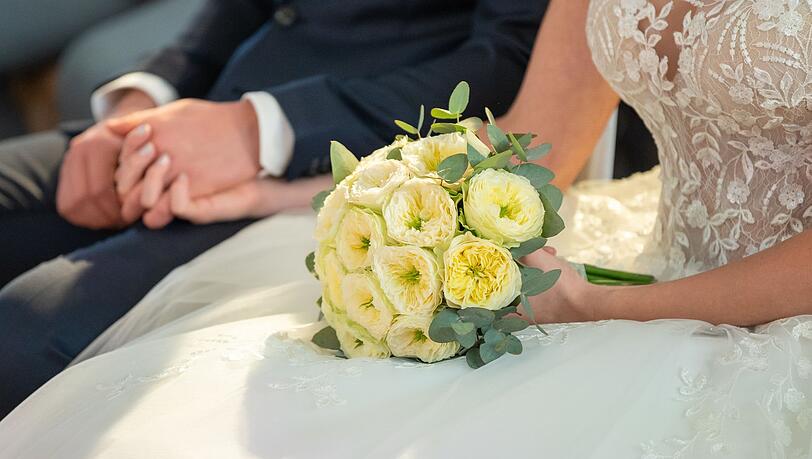 In Deutschland wurden 2024 349.200 Ehen geschlossen, wie das Statistische Bundesamt mitteilt. (Symbolbild) In Deutschland wurden 2024 349.200 Ehen geschlossen, wie das Statistische Bundesamt mitteilt. (Symbolbild)