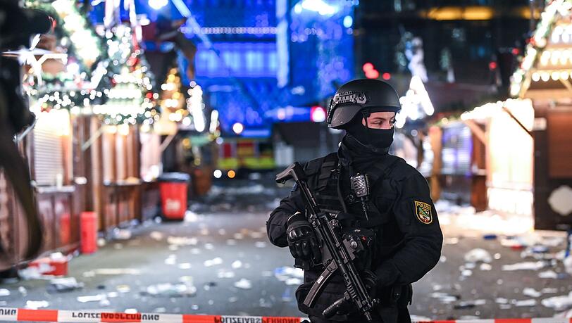 Nach dem Anschlag auf dem Magdeburger Weihnachtsmarkt soll ein Gutachten zum Täter in Auftrag gegeben werden. (Archivbild) Nach dem Anschlag auf dem Magdeburger Weihnachtsmarkt soll ein Gutachten zum Täter in Auftrag gegeben werden. (Archivbild)
