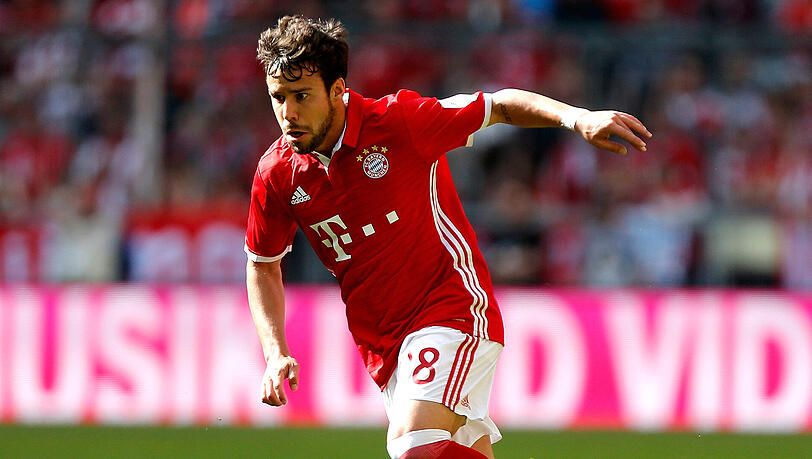 Juan Bernat war 2014 für zehn Millionen Euro vom FC Valencia zum FC Bayern gewechselt und hat noch einen Vertrag bis 2019. Juan Bernat war 2014 für zehn Millionen Euro vom FC Valencia zum FC Bayern gewechselt und hat noch einen Vertrag bis 2019.