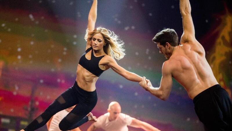 Helene Fischer schwebte zuletzt bei der "Helene Fischer Show" 2018 mit Thomas Seitel durch die Luft.