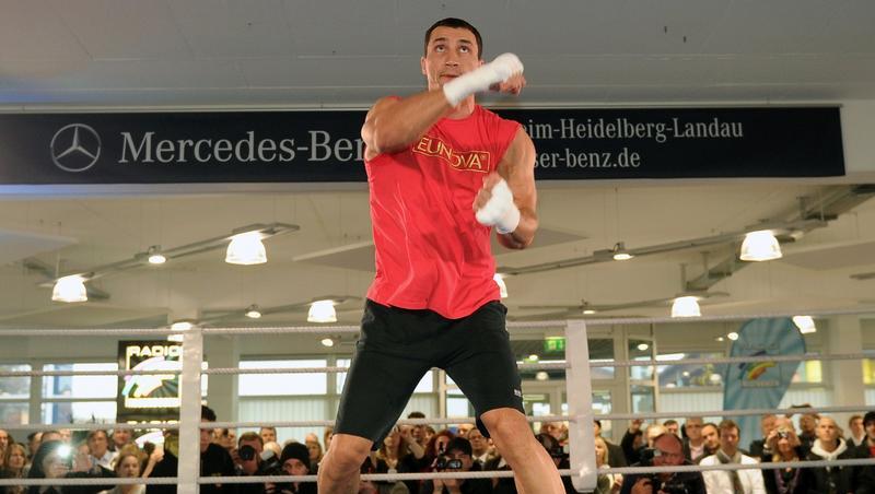 Widder-Mann Wladimir Klitschko: Die Herausforderung verleiht dem Weltklasse-Boxer Flügel – auch im nächsten Jahr. Widder-Mann Wladimir Klitschko: Die Herausforderung verleiht dem Weltklasse-Boxer Flügel – auch im nächsten Jahr.