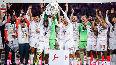 Bereits am Sonntag kann der FC Bayern München erneut deutscher Fußball-Meister werden. (Archivbild) Bereits am Sonntag kann der FC Bayern München erneut deutscher Fußball-Meister werden. (Archivbild)