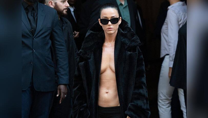 Katy Perry am Mittwoch bei der Balenciaga-Show in Paris. Katy Perry am Mittwoch bei der Balenciaga-Show in Paris.