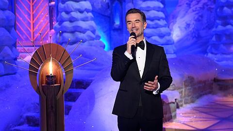 Seit 2004 präsentiert Florian Silbereisen nun schon "Das Adventsfest der 100.000 Lichter". Seit 2004 präsentiert Florian Silbereisen nun schon "Das Adventsfest der 100.000 Lichter".