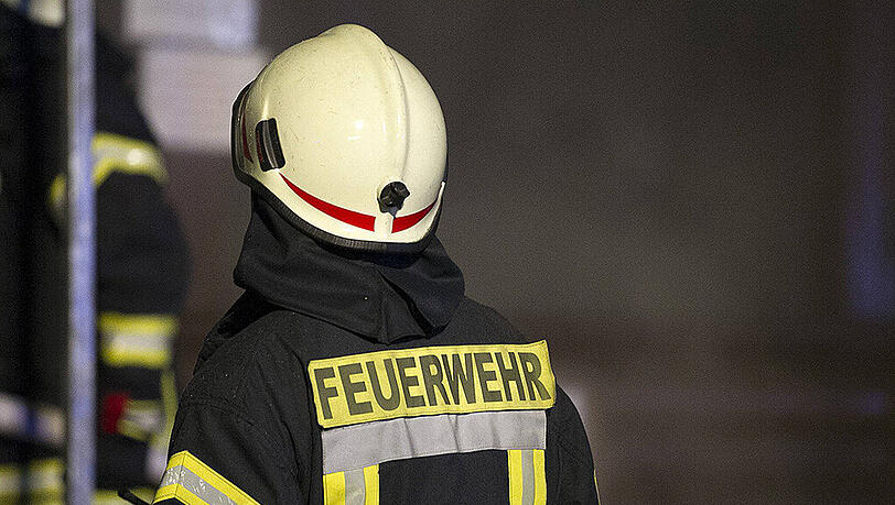 Am Mitwochmorgen geriet in Niederbayern ein Schulbus in Brand. Am Mitwochmorgen geriet in Niederbayern ein Schulbus in Brand.