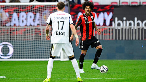 Wird seine Karriere nach der Saison beenden: Dante. Wird seine Karriere nach der Saison beenden: Dante.
