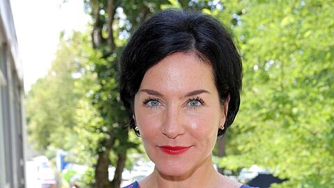 Marisa Burger zeigt sich nach ihrem "Rosenheim-Cops"-Aus ganz nachdenklich. Marisa Burger zeigt sich nach ihrem "Rosenheim-Cops"-Aus ganz nachdenklich.