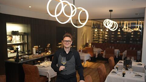 Inhaber und Gastgeber Marco Luongo lädt im Dezember zur Essklasse ins Il Sommelier. Inhaber und Gastgeber Marco Luongo lädt im Dezember zur Essklasse ins Il Sommelier.