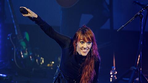 Ausverkauft: ZAZ singt am 16. Juli. Ausverkauft: ZAZ singt am 16. Juli.