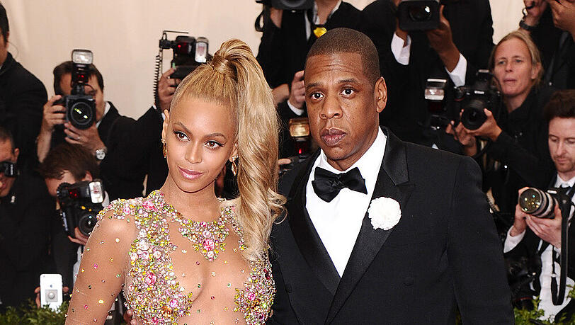 Beyoncé und Jay Z auf der Met Gala 2015 Beyoncé und Jay Z auf der Met Gala 2015