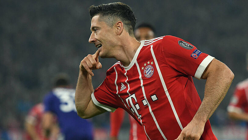 Robert Lewandowski äußert sich zum Madrid-Gerücht. Robert Lewandowski äußert sich zum Madrid-Gerücht.