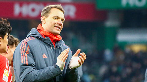 Er will seine Karriere beim FC Bayern beenden: Kapitän Manuel Neuer. Er will seine Karriere beim FC Bayern beenden: Kapitän Manuel Neuer.