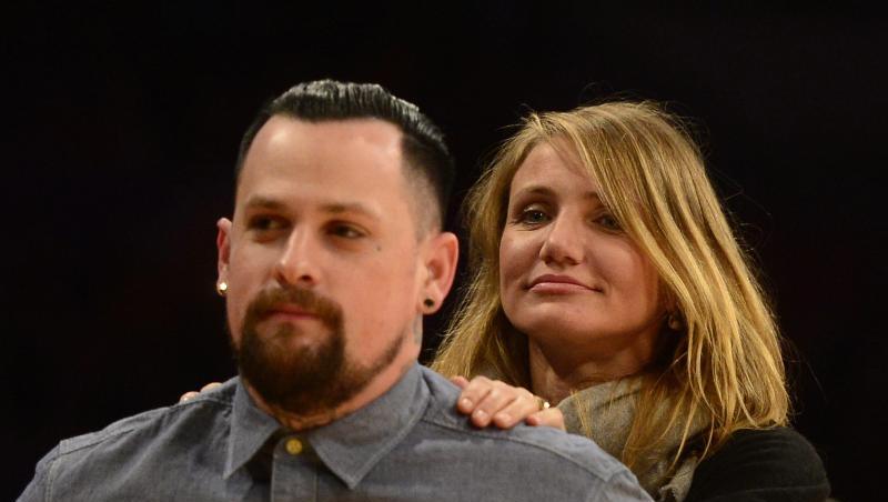 Die US-Schauspielerin Cameron Diaz steht hinter ihrem Mann, dem Musiker Benji Madden. Die US-Schauspielerin Cameron Diaz steht hinter ihrem Mann, dem Musiker Benji Madden.