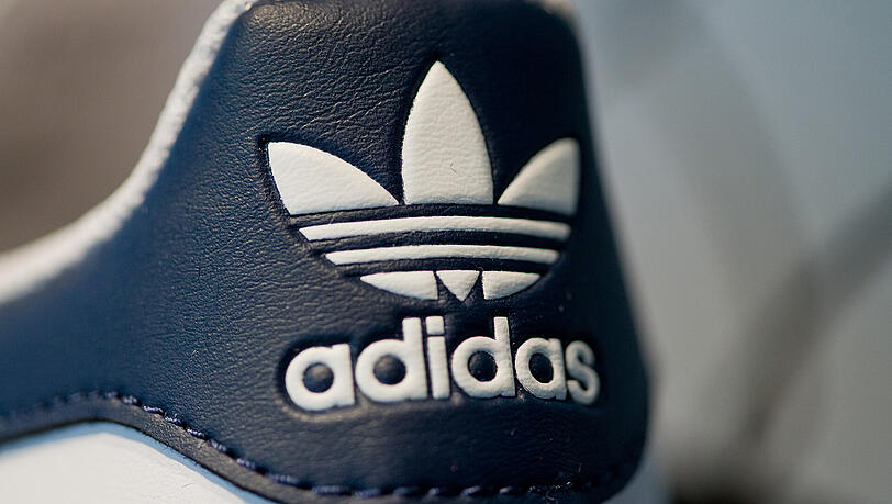 Adidas setzt aufgrund der Coronavirus-Pandemie die Mietzahlungen für seine Filialen aus. Adidas setzt aufgrund der Coronavirus-Pandemie die Mietzahlungen für seine Filialen aus.