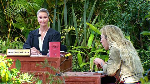 Bei der Dschungelprüfung kann Danni Büchner überzeugen. Mit ihrem Verhalten macht sie die Moderatoren dennoch stutzig. Bei der Dschungelprüfung kann Danni Büchner überzeugen. Mit ihrem Verhalten macht sie die Moderatoren dennoch stutzig.