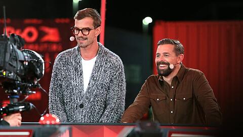 Joko Winterscheidt und Klaas Heufer-Umlauf waren als Gottschalk-Nachfolger für "Wetten, dass..?" im Gespräch. Joko Winterscheidt und Klaas Heufer-Umlauf waren als Gottschalk-Nachfolger für "Wetten, dass..?" im Gespräch.