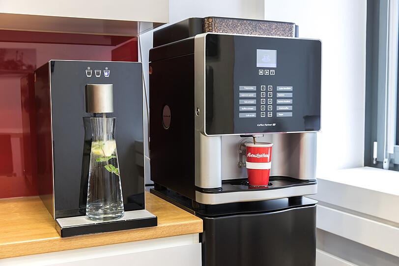 Getränke-Flat: Kaffee, Wasser, Cola und Säfte gehen aufs Haus. Getränke-Flat: Kaffee, Wasser, Cola und Säfte gehen aufs Haus.