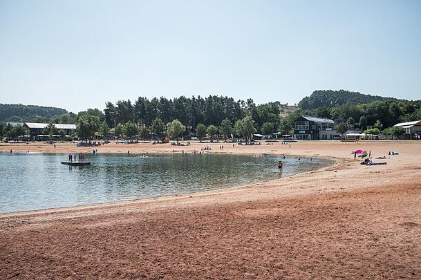 Ganz schön leer: Trockenheit herrscht auch am Großen Brombachsee in Mittelfranken. Ganz schön leer: Trockenheit herrscht auch am Großen Brombachsee in Mittelfranken.